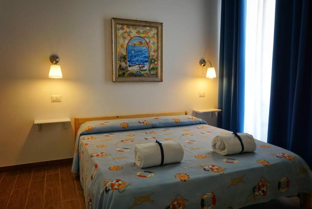 La Casa Di Aurelio Appartement Capo dʼOrlando Buitenkant foto