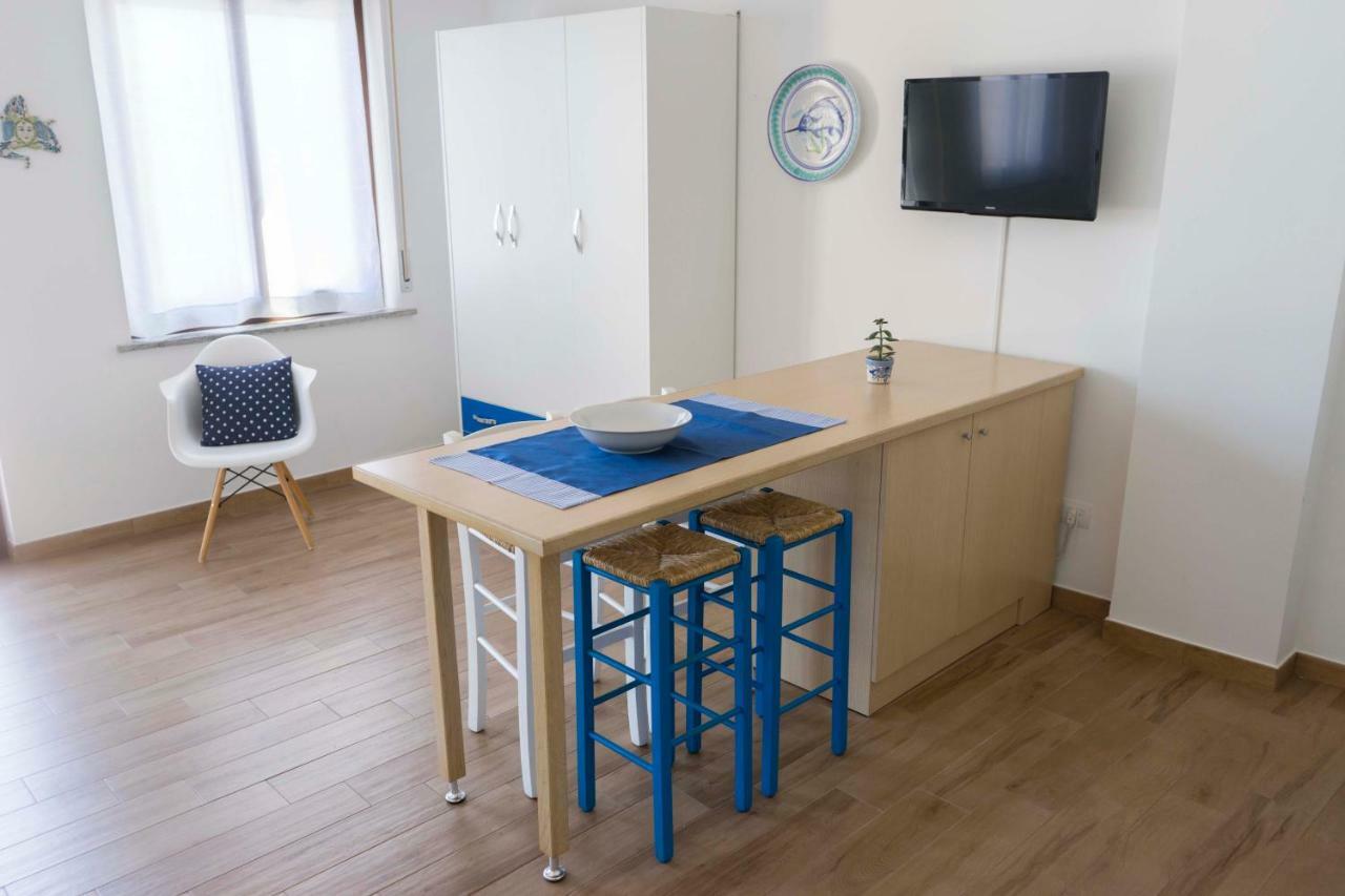 La Casa Di Aurelio Appartement Capo dʼOrlando Buitenkant foto